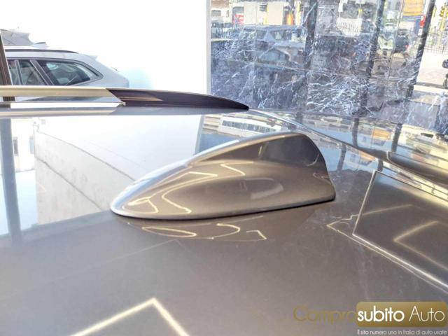 VOLVO V40 Cross Country D2 Geartronic Pro (Garanzia 12 Mesi)