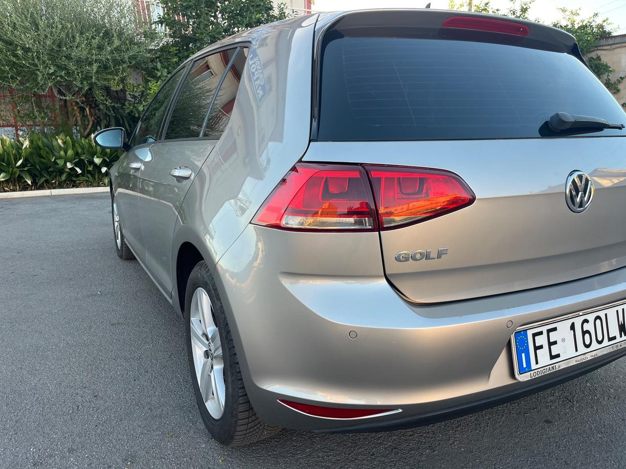 Volkswagen Golf 1.4 TGI DSG BLUEMOTION