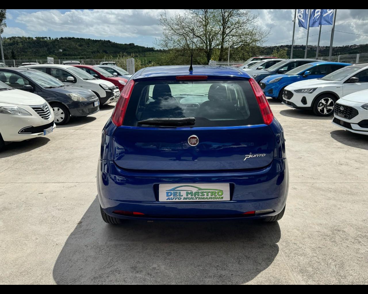 FIAT Grande Punto - Grande Punto 1.2 5 porte Dynamic impiantata Metano