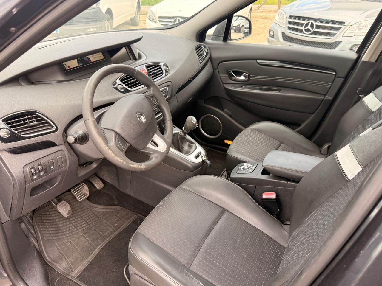 Renault Scenic Scénic X-Mod 1.5 dCi 110CV Luxe