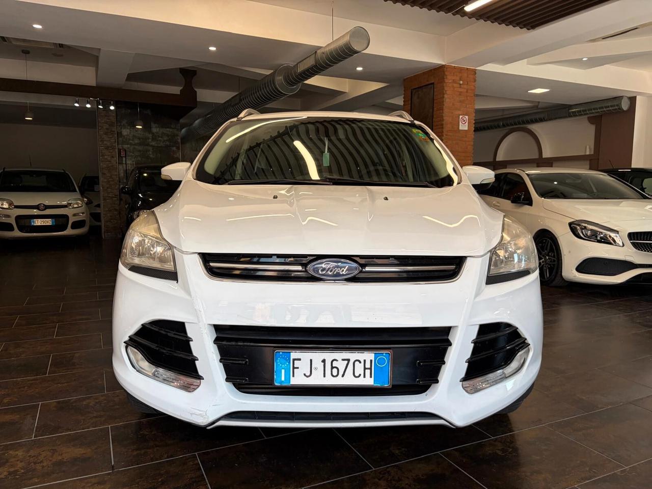 Ford Kuga 2.0 TDCI 150 CV S&S 4WD Powershift Titanium