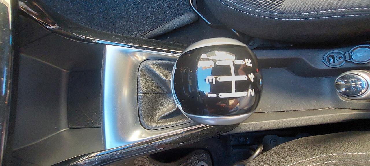 DS3 CONNECTED SPORT CHIC 1,6 DIESEL 75 CV NAVI LEGA SENSORI RETROCAMERA STRAFULL OPTIONAL