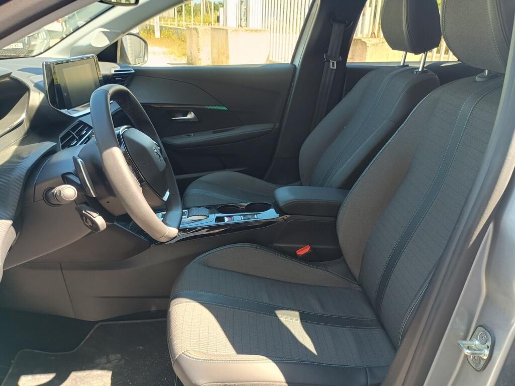 Peugeot 208 1.2 100cv EAT8 5 porte Allure