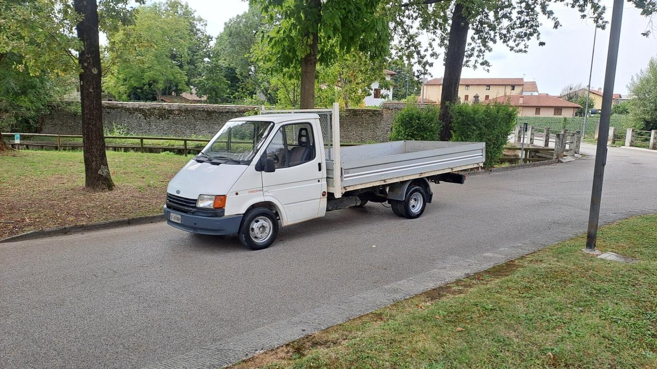 Ford Transit 2.5 D CASSONE DI 4,2 metri