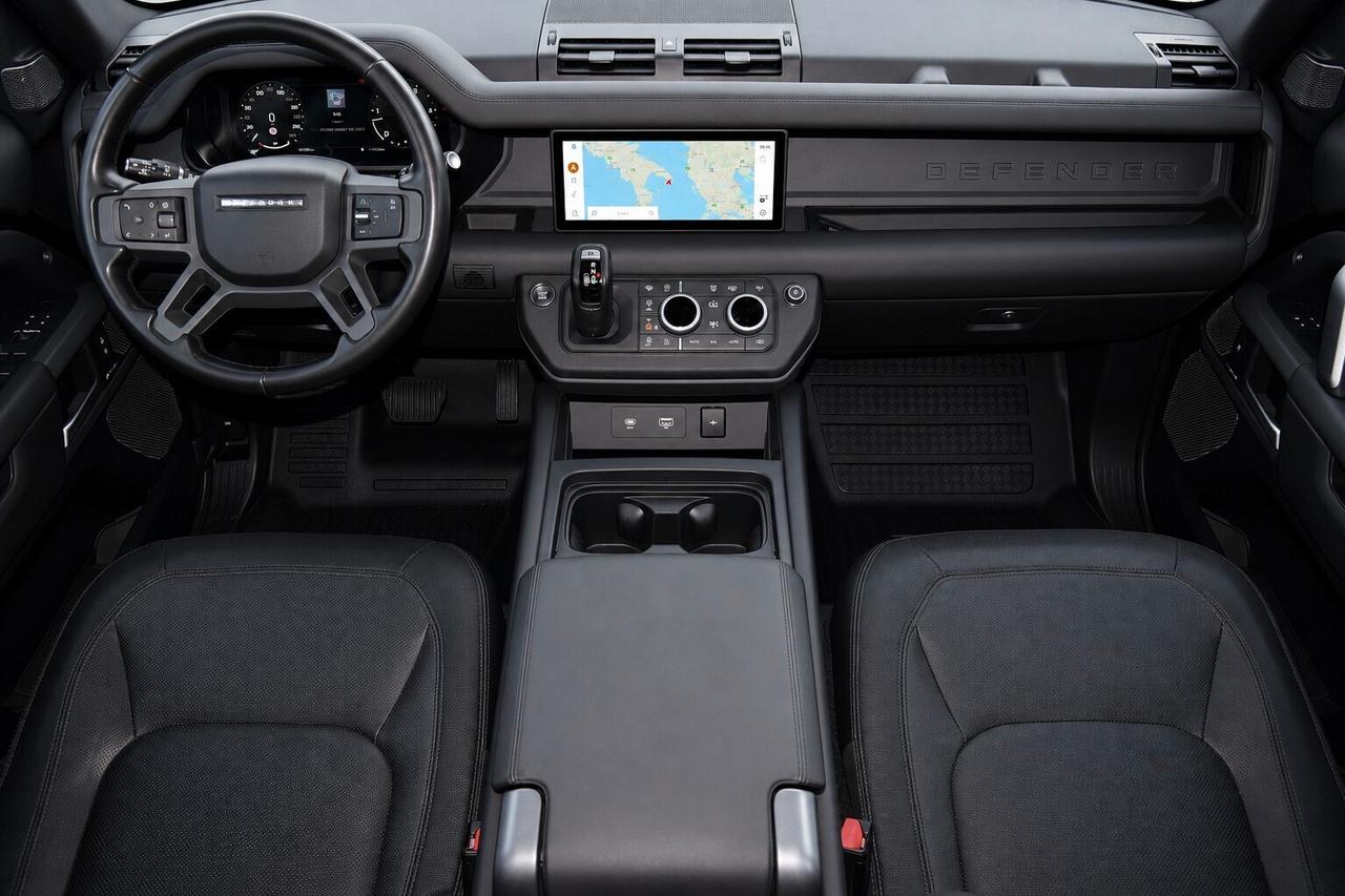 Land Rover Defender 110 3.0d i6 mhev awd 200 cv automatica X-Dynamic SE
