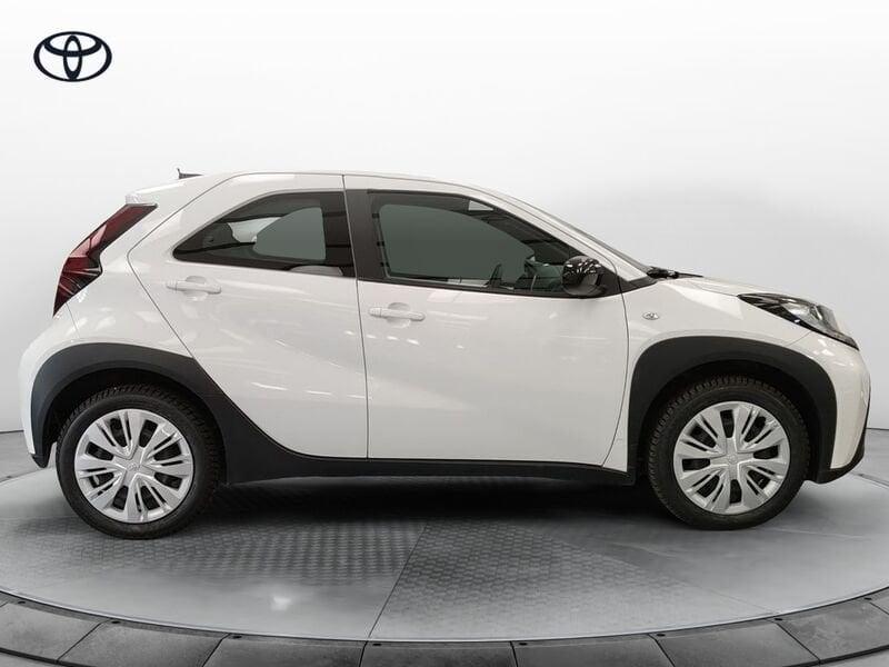 Toyota Aygo X Aygo X 1.0 VVT-i 72 CV 5 porte Active S-CVT