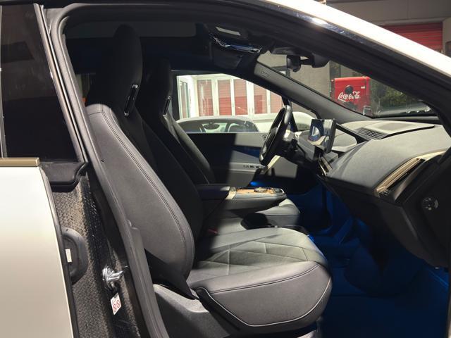 BMW iX xDrive40 Pacchetto Sportivo