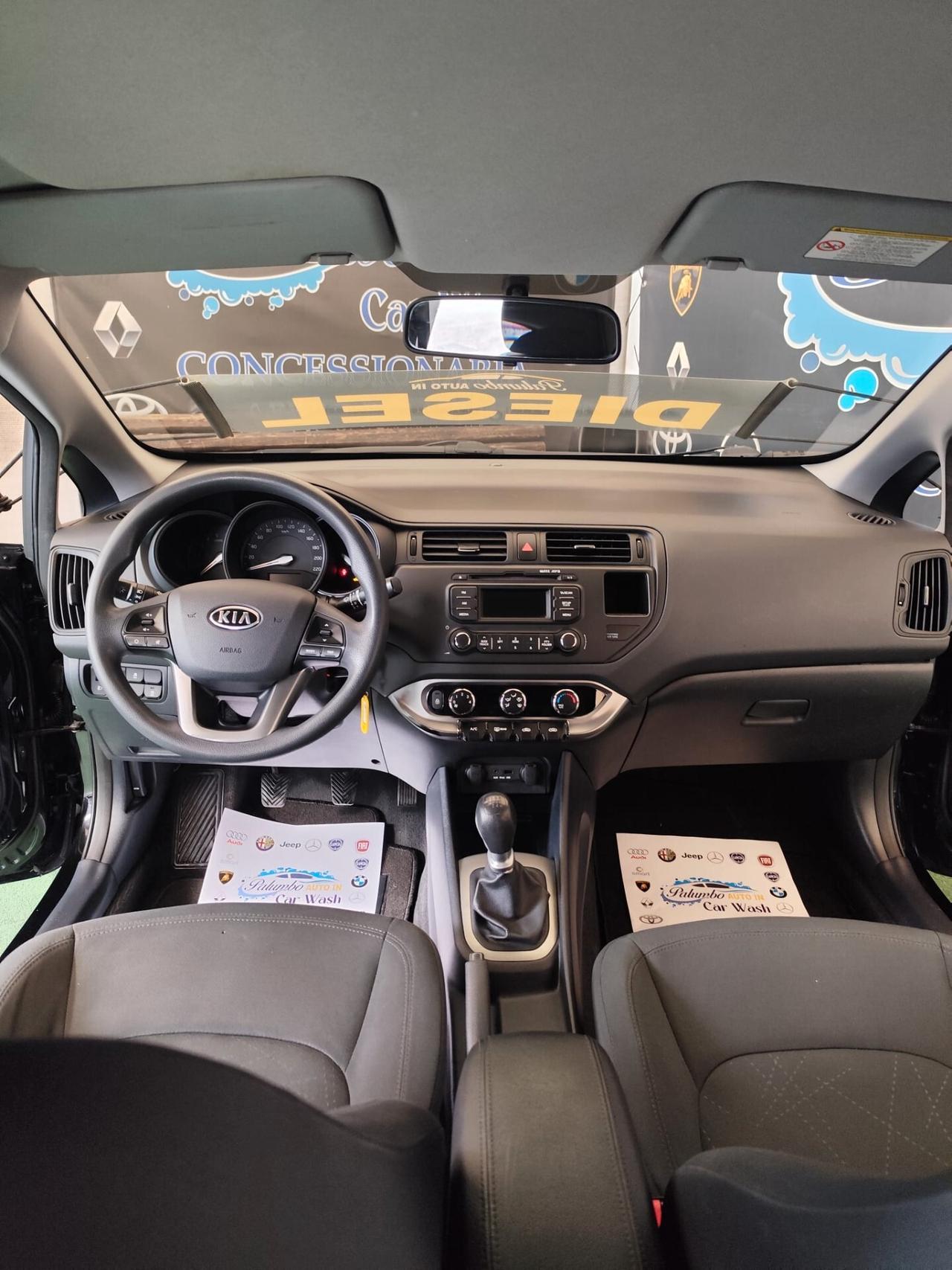 Kia Rio 1.1 CRDi WGT 5p. EX