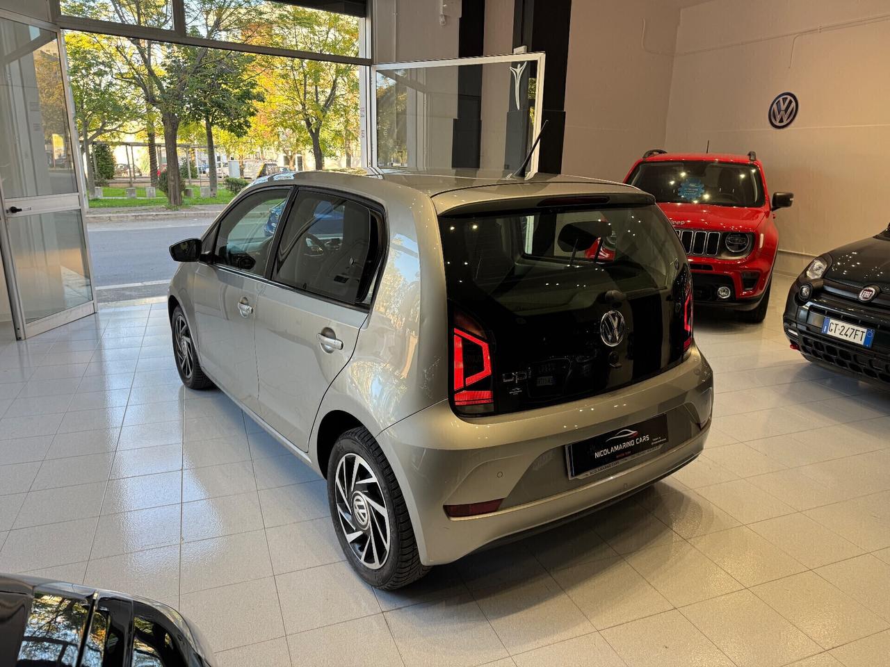 Volkswagen up! 1.0 5p. move “62.000KM”