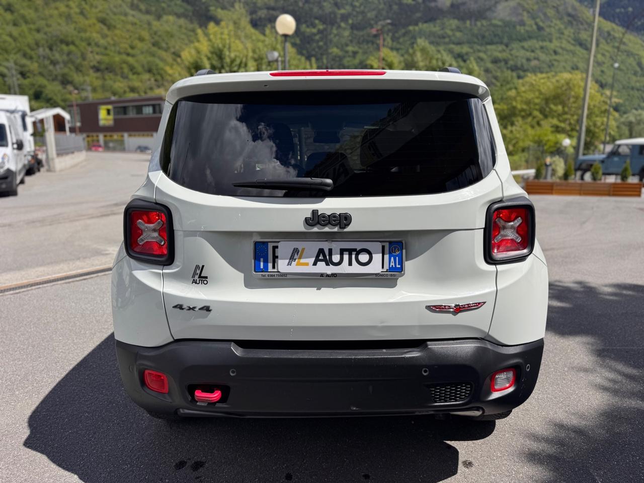 Jeep Renegade 2.0 Mjt 170CV 4WD Active Drive Low Trailhawk