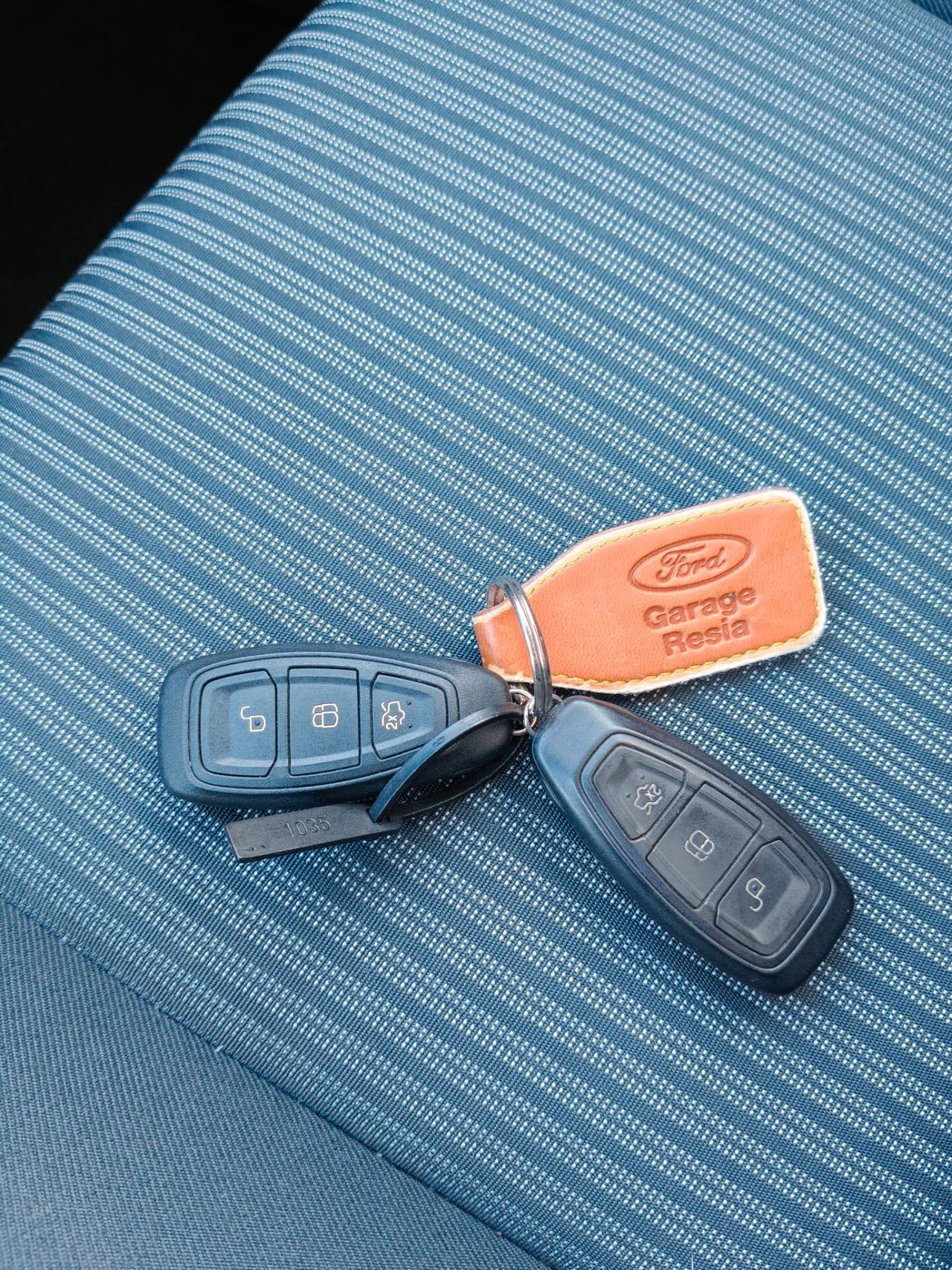 Ford C-Max 1.6 TDCi 115CV Titanium