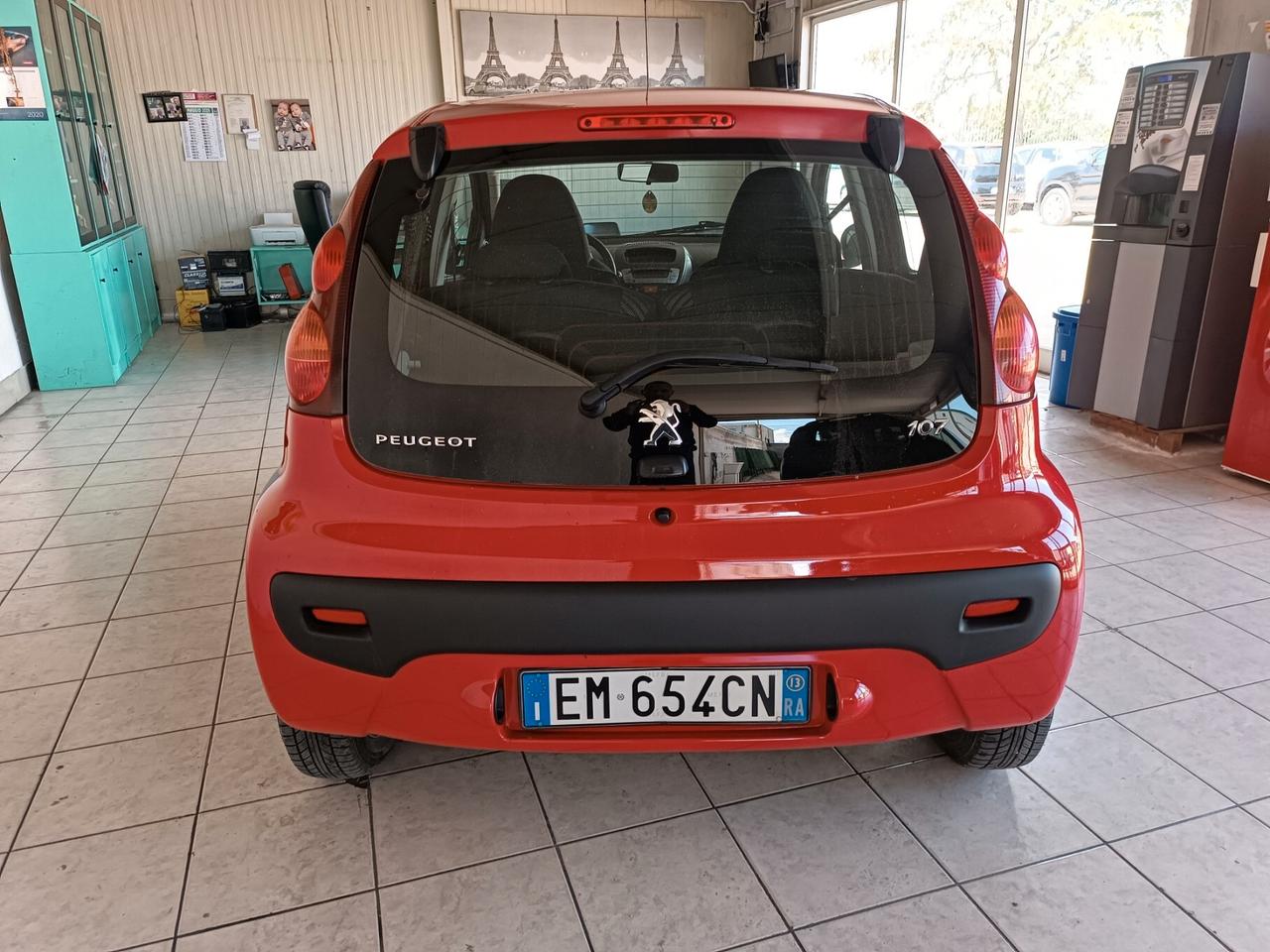 Peugeot 107 1.0 68CV 5p. Access