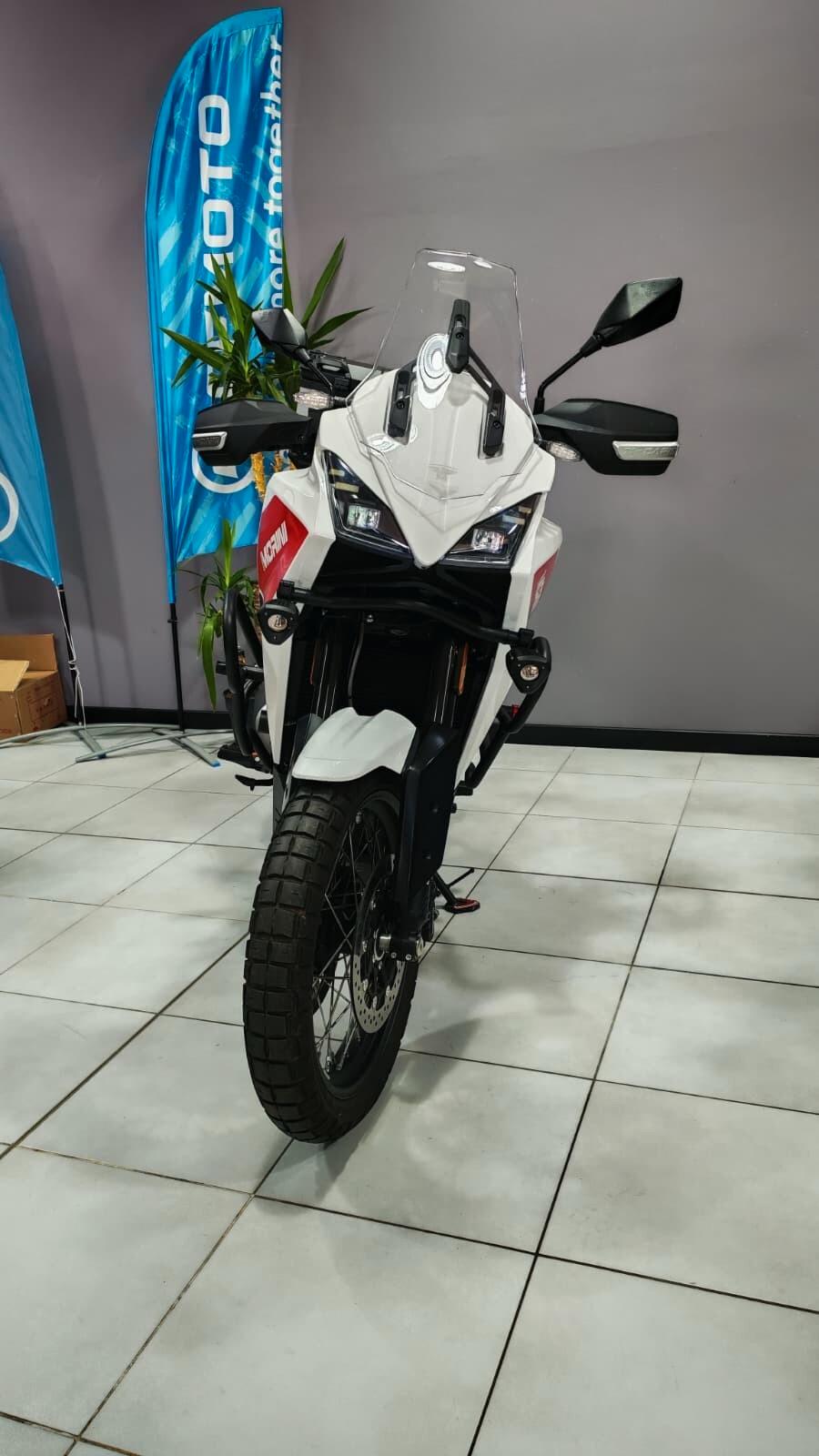 Moto Morini X-Cape 649