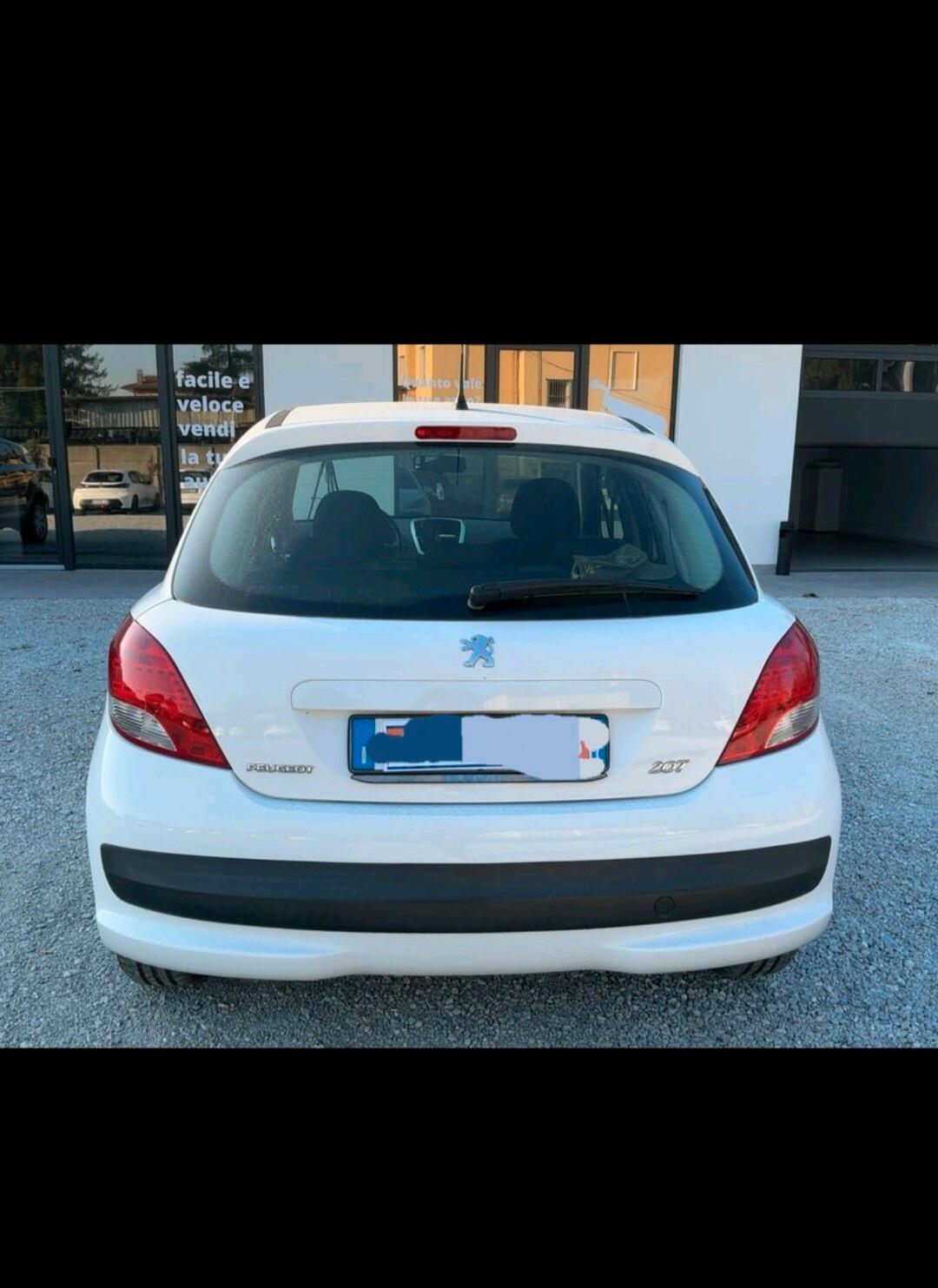 Peugeot 207 1.4 HDi 70CV 5p. Energie 2012