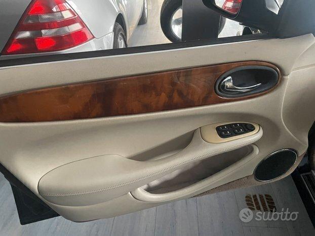 Jaguar XJ SOVEREIGN