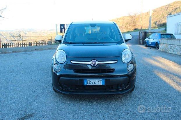 FIAT 500L 1.3 Autocarro iva esposta - 2013