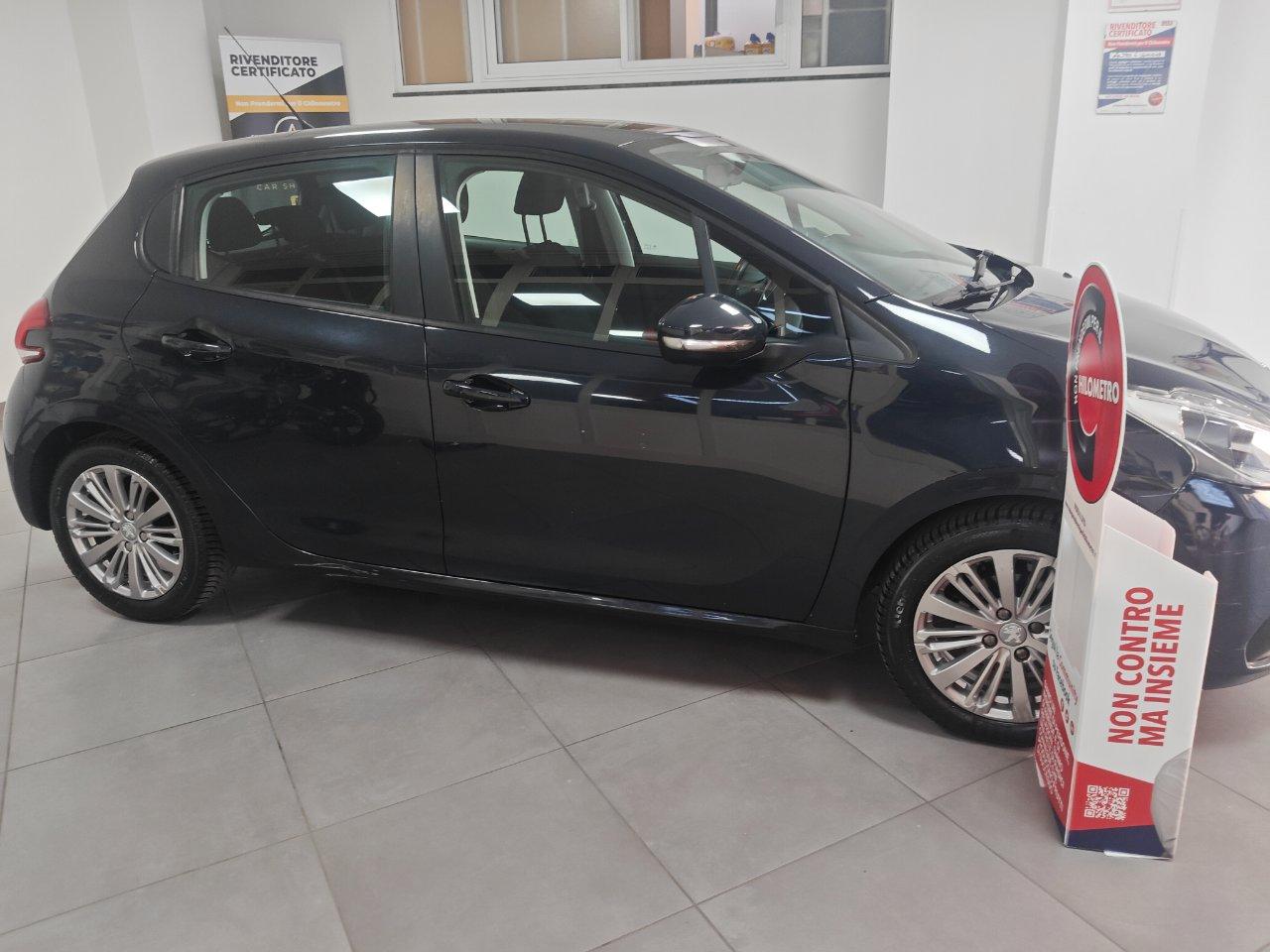 Peugeot 208 5 Porte 208 5p 1.2 puretech Allure s&s 82cv my18