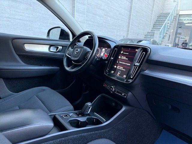 VOLVO XC40 T5 Recharge Plug-in Hybrid Inscription Expression