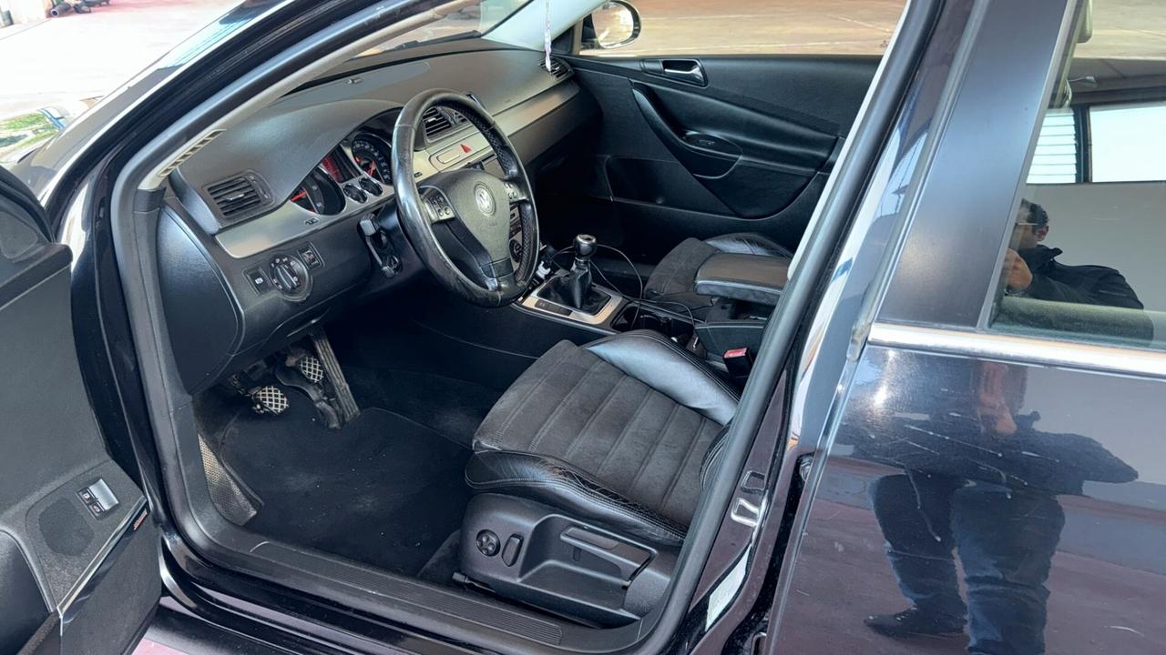 Volkswagen Passat 2.0 TDI DPF 4mot. Highline