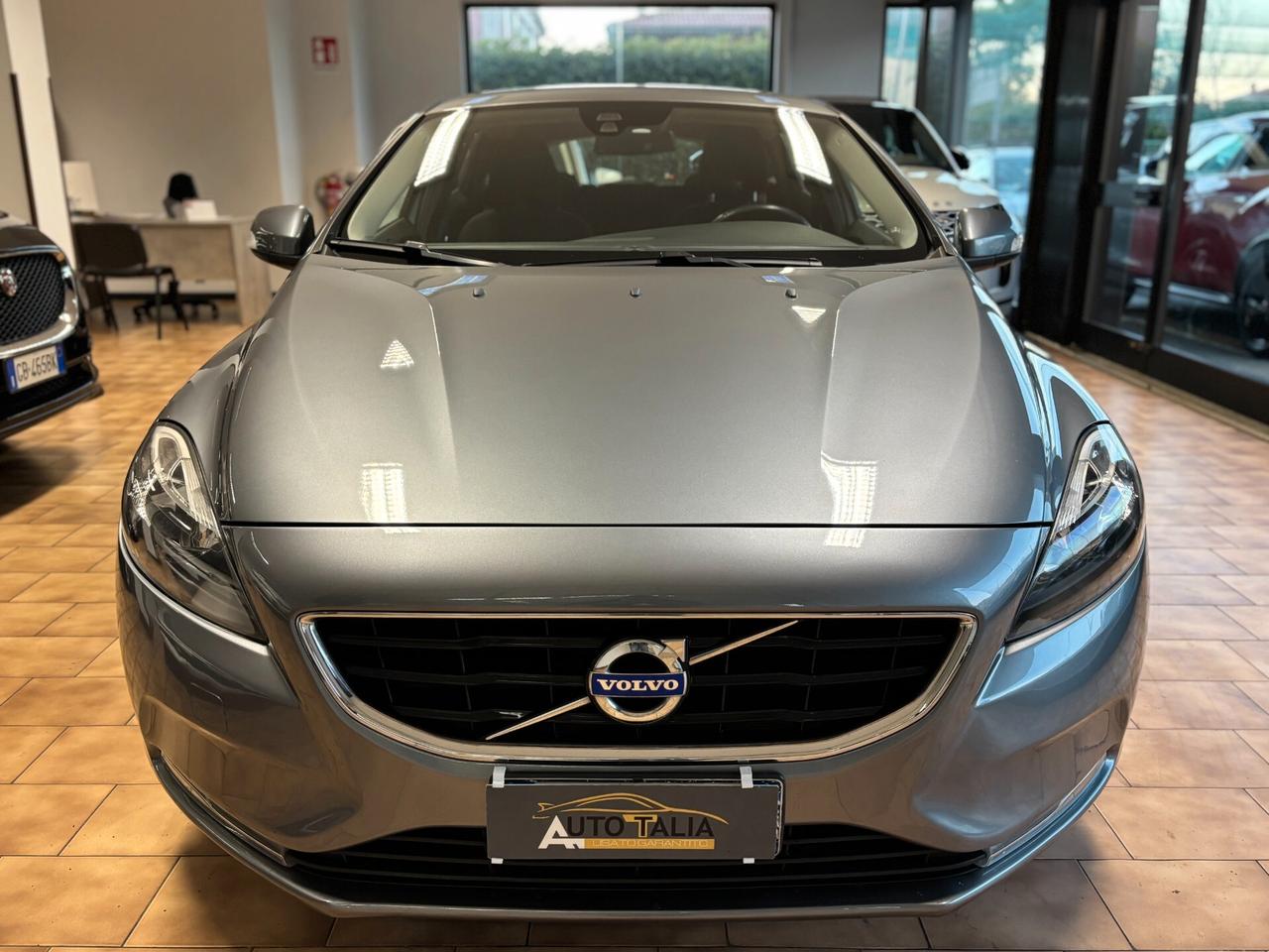 Volvo V40 2.0 d2 Kinetic geartronic*NAVI*94000K CERTIFICATI*