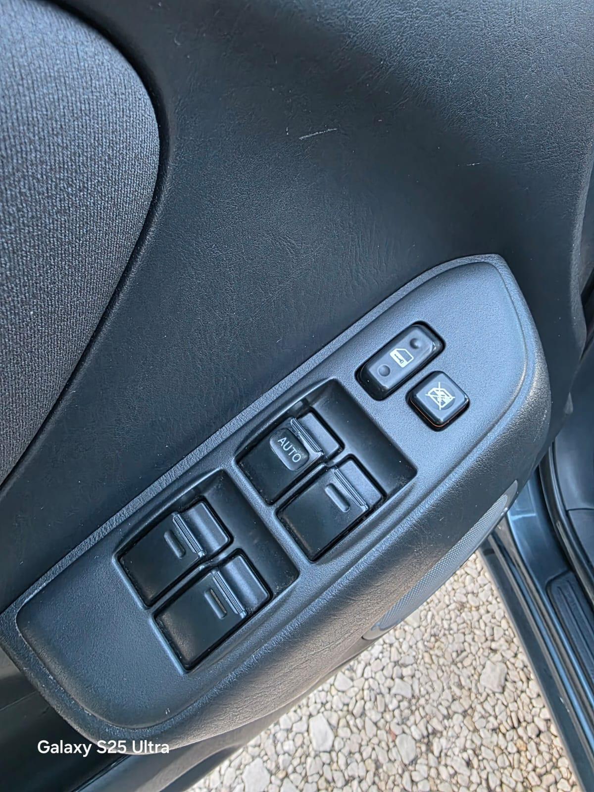 Toyota RAV4.com 2.0 Tdi D-4D cat 5 porte Sol PERFETTA