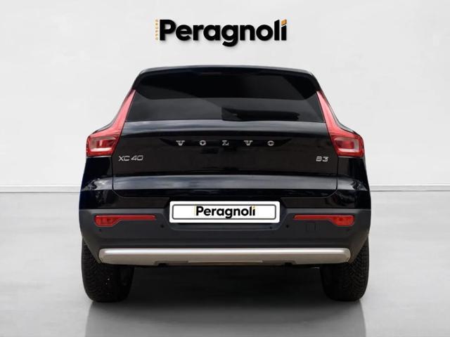 VOLVO XC40 B3 automatico Core Aziendale