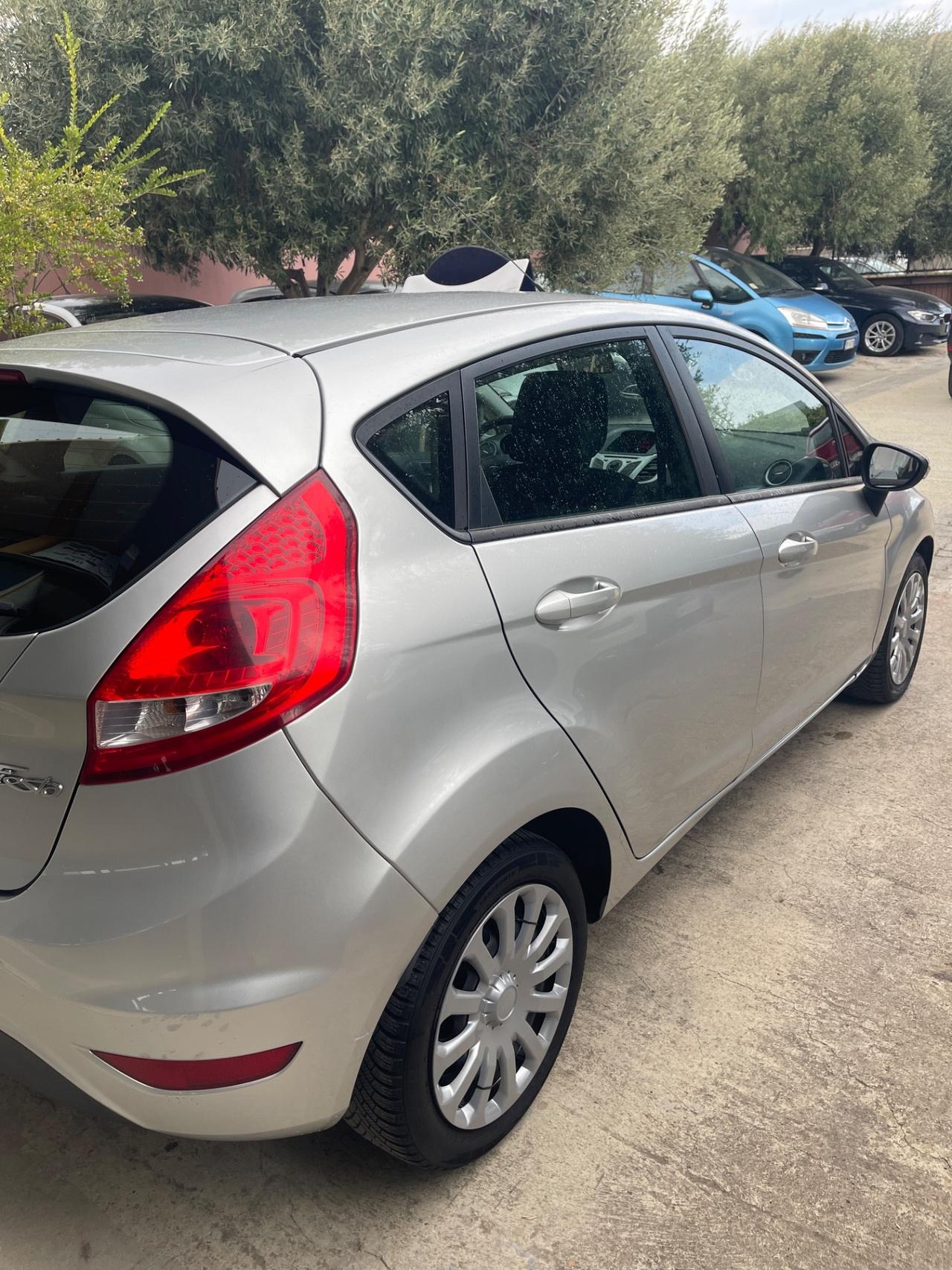 Ford Fiesta 1.4 5 porte Bz.- GPL Titanium