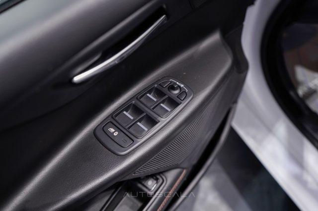 JAGUAR XE 2.0 D Turbo 180cv Aut. *SOLO X COMMERCIANTI*