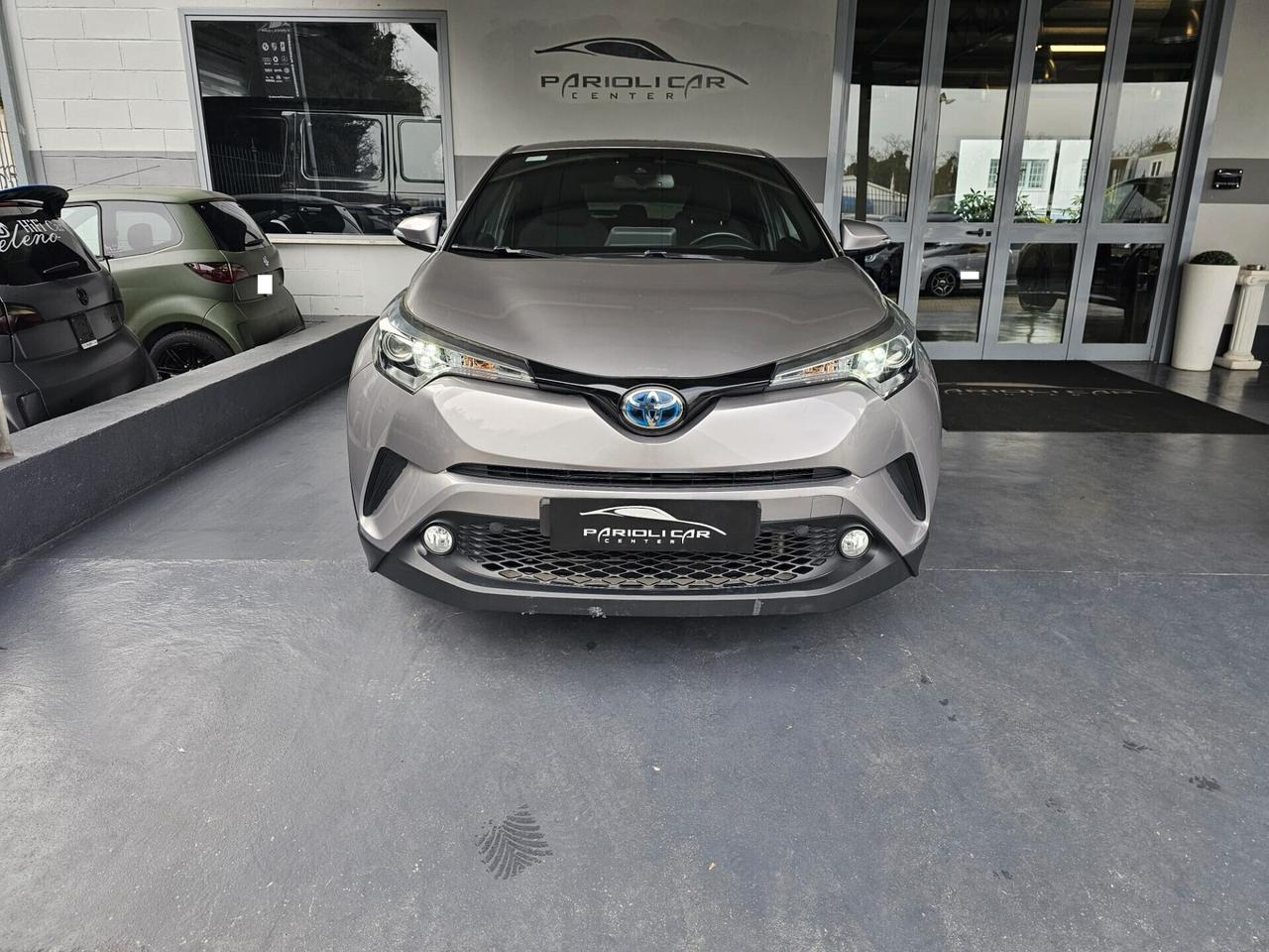 Toyota C-HR 1.8 Hybrid E-CVT Business