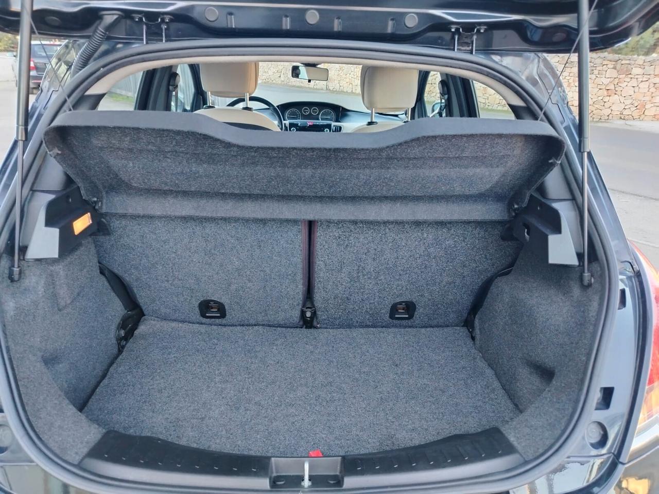 Lancia Ypsilon Gold Ecochic 900 TwinAir Metano 85cv 5p