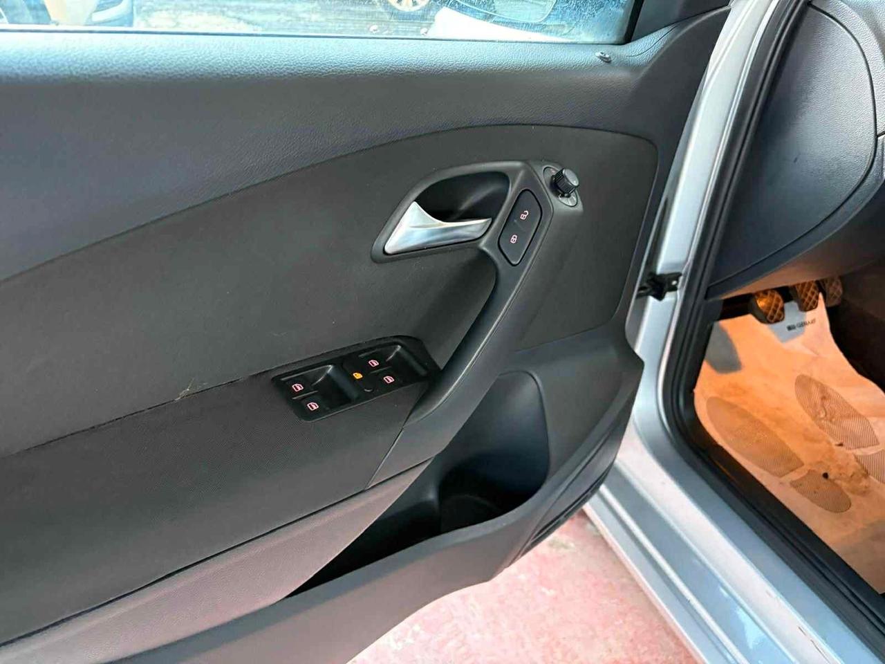 Volkswagen Polo 1.4 5 porte Highline BiFuel