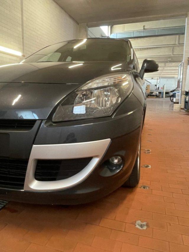 RENAULT Scenic X-Mod 1.5 dCi 110CV EDC Luxe