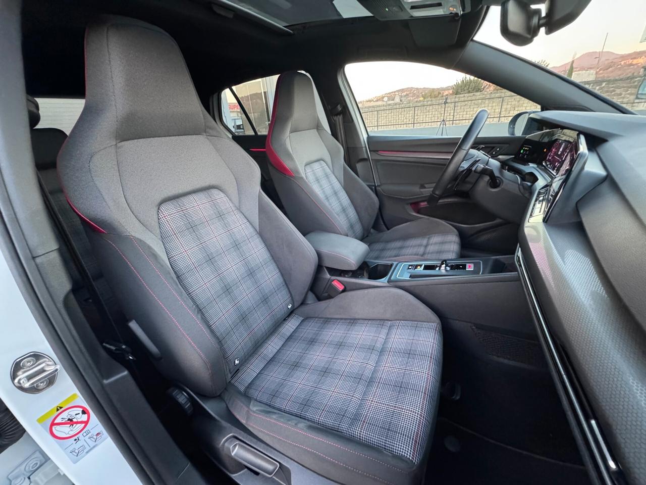 Volkswagen Golf 2.0 TSI GTI - TETTO APRIBILE - CAMERA - PRONTA CONSEGNA - TAGL. UFFICIALI - iQLIGHT