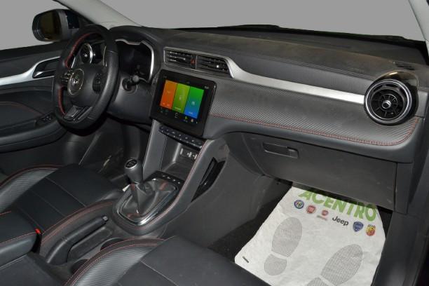 MG ZS - 1.5L 5MT LUXURY