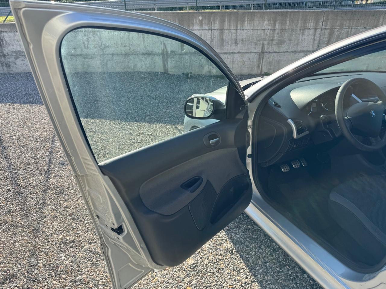 Peugeot 206 Plus 1.1 60CV 5p. Energie