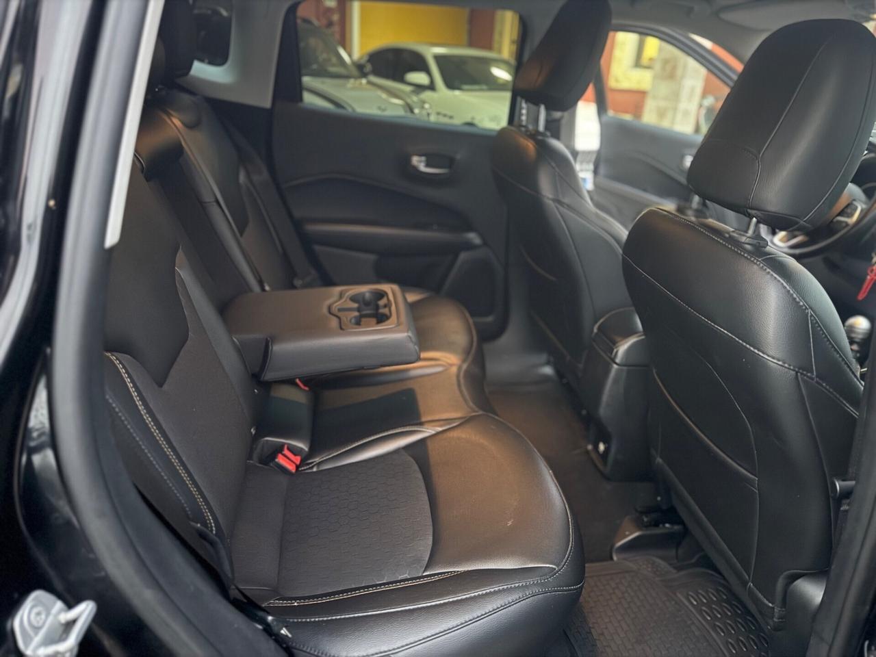 Jeep Compass 1.6 Multijet Night Eagle navi retroc