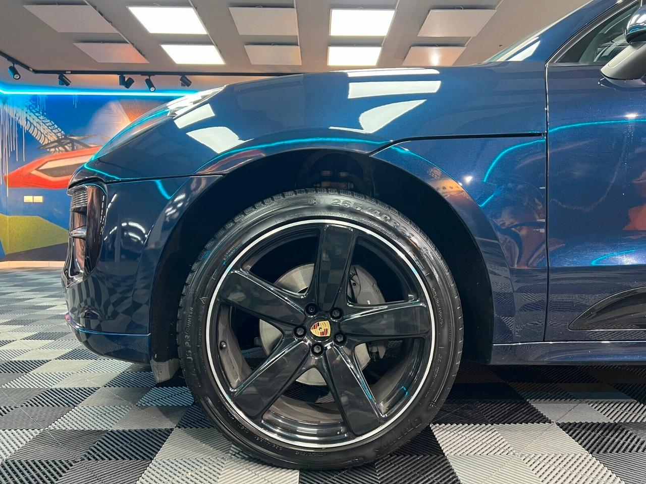 Porsche Macan 2.0 (787)