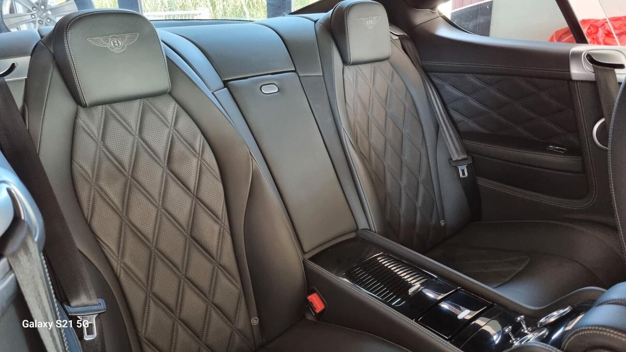 Bentley Continental GT V12
