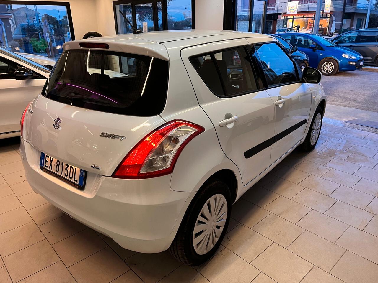Suzuki Swift 1.2 VVT 4WD 5 porte B-Easy