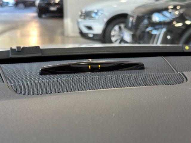 MERCEDES-BENZ E 220 CDI Coupé Premium AMG - Auto - 18" - Tetto - Navi