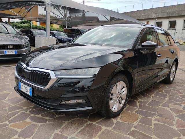 SKODA Octavia 2.0 TDI EVO SCR Wagon Executive DSG
