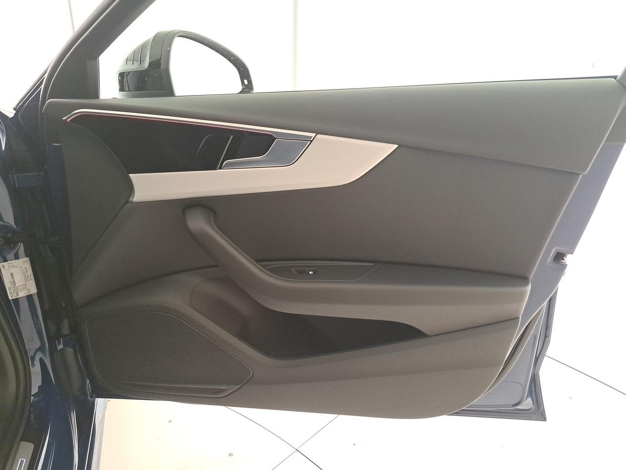 Audi A4 avant 40 2.0 tdi mhev s line edition 204cv s-tronic