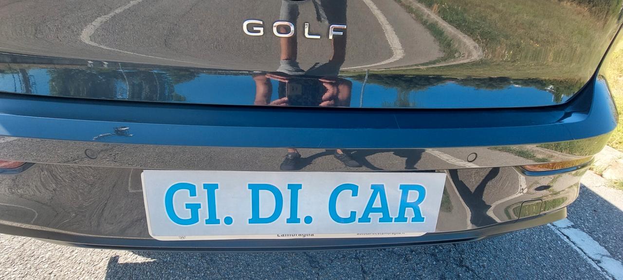 GOLF 8 DSG 2,0 DIESEL 115 CV STRAFULL NAVI LEGA TELEFONO CRUISE CAMBIO AUTOMATICO NUOVA