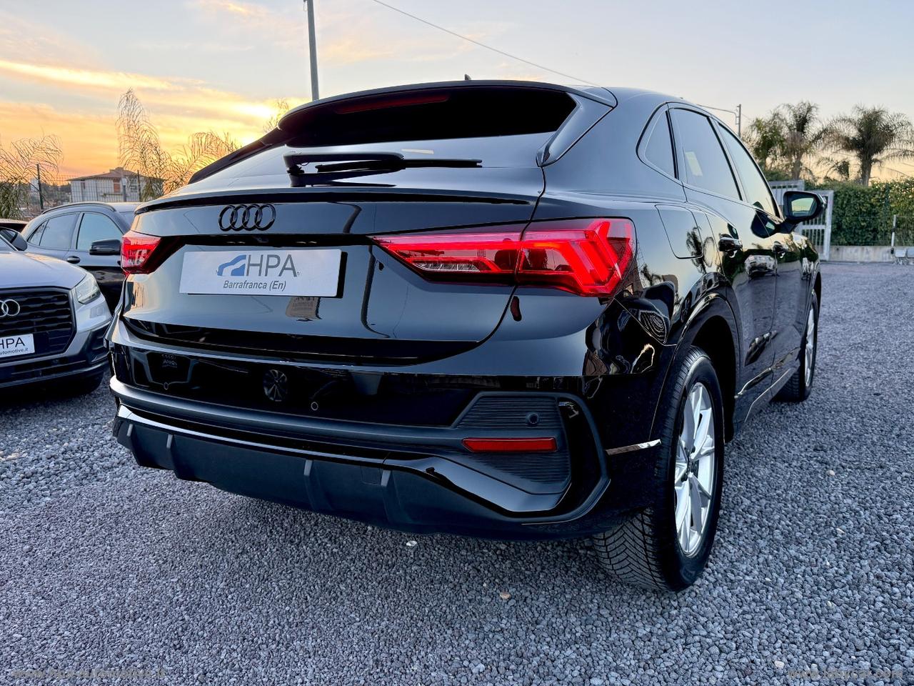 AUDI Q3 SPORTBACK 2.0TDI S-line NAVI FULL LED RETROCAMERA 360