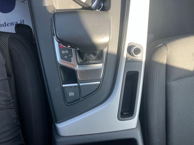 AUDI A4 Avant 30 TDI/136 CV S tronic Business Advanced