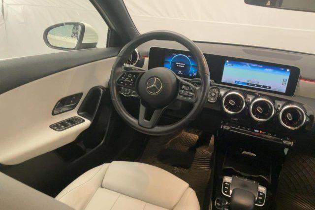 MERCEDES-BENZ A 180 d Automatic Executive