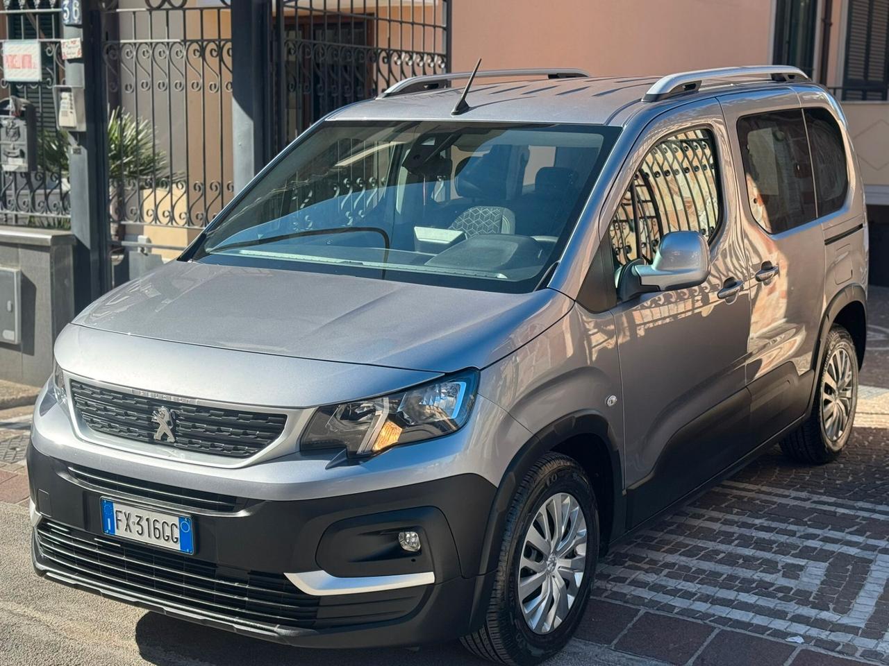 Peugeot Rifter BlueHDi 130 S&S GT Line Standard