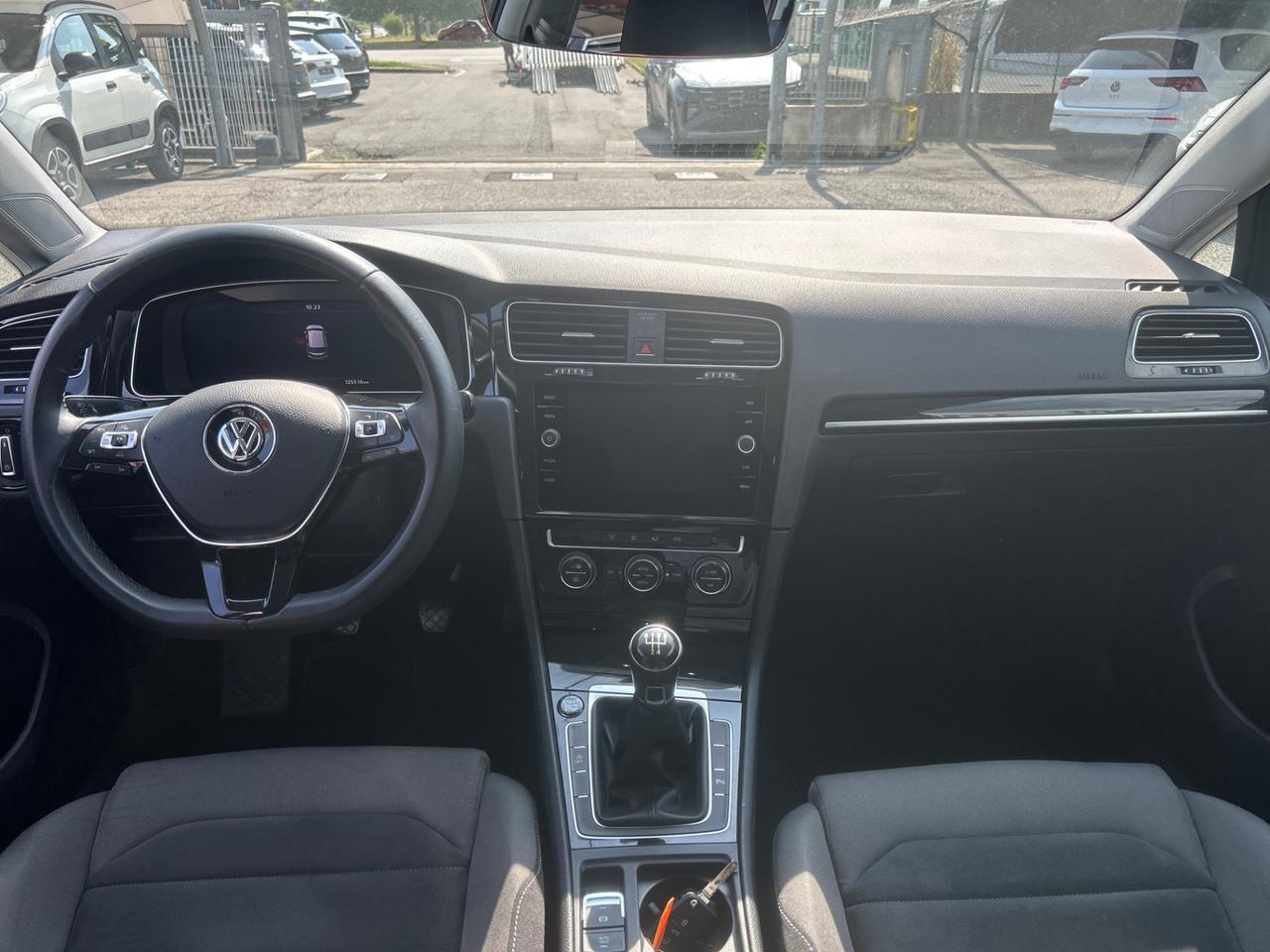 Volkswagen Golf 5p 1.6 tdi Executive 115cv