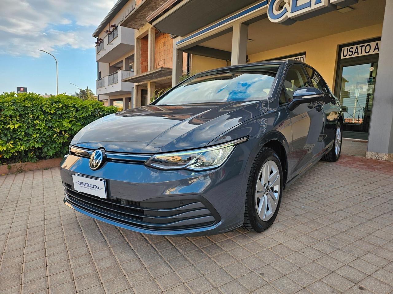 Volkswagen Golf 1.0 eTSI EVO DSG Life