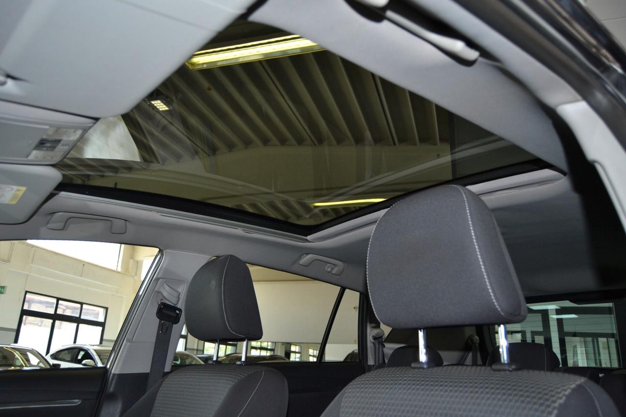 Toyota Verso 1.6 D-4D Style 7Posti/Navi/Tetto/Cruise